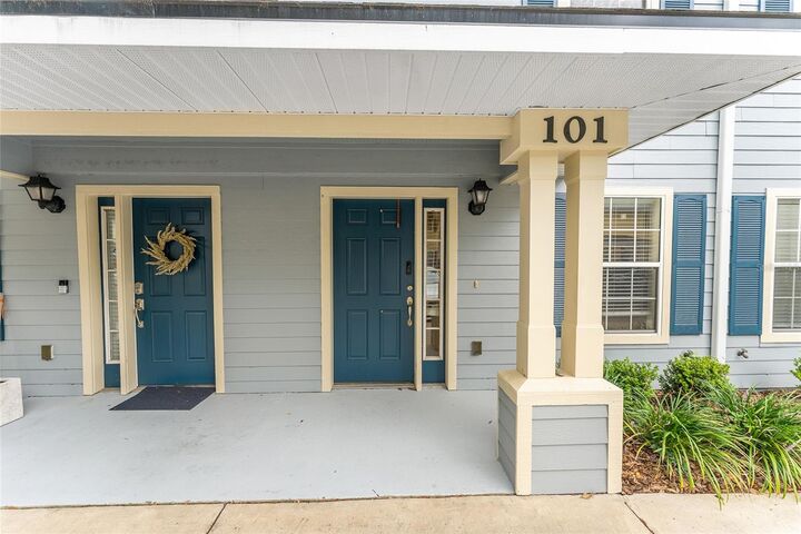 Property Photo:  2980 SW 35th Place 101  FL 32608 
