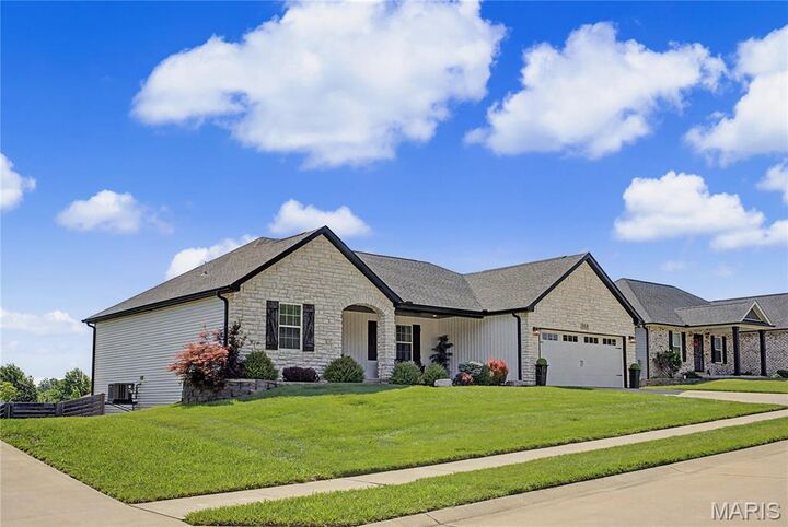 Property Photo:  968 Lochinvar Lane  MO 63701 