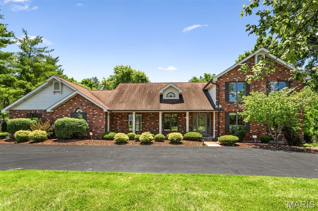 Property Photo:  1289 Tammany Lane  MO 63131 