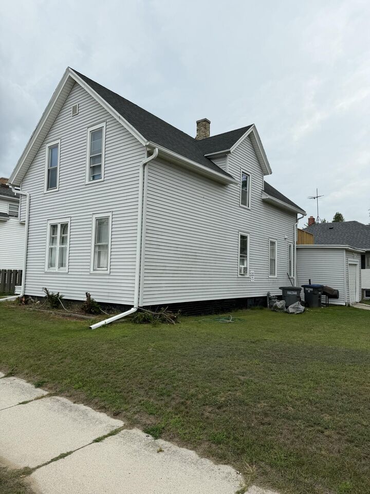 Property Photo: 2006 S 11th St WI 53081