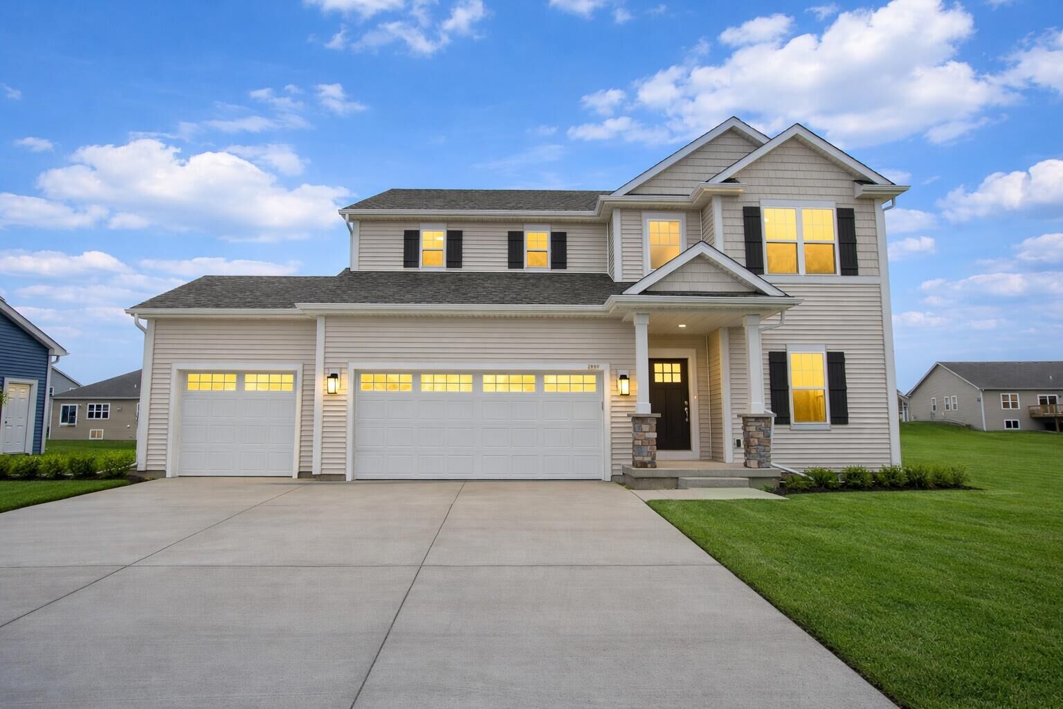 Property Photo: 2009 Savannah Dr WI 53024