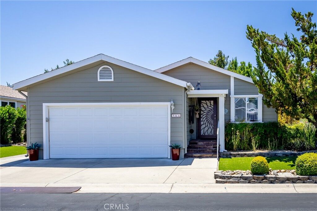 Property Photo:  366 Lark  CA 93446 