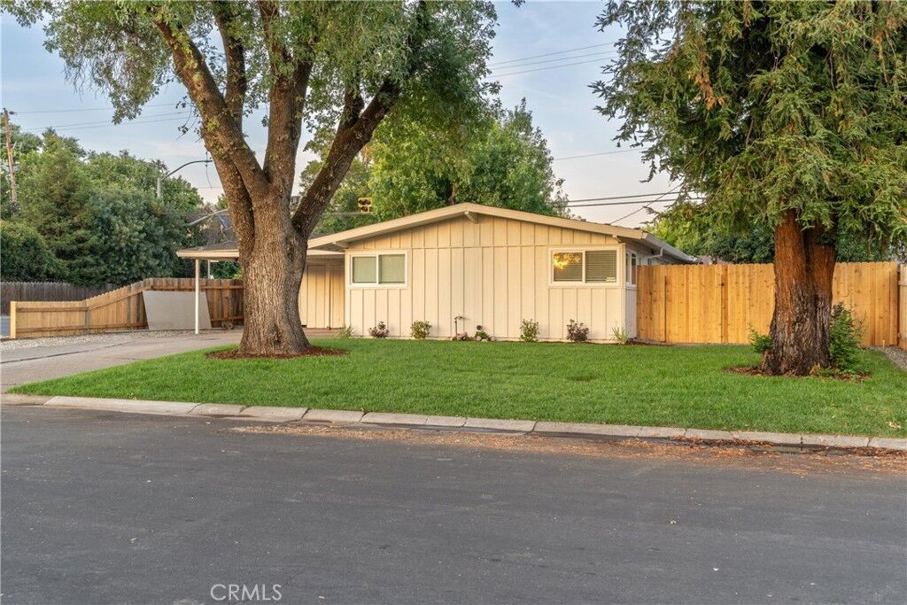 Property Photo:  595 White  CA 95926 