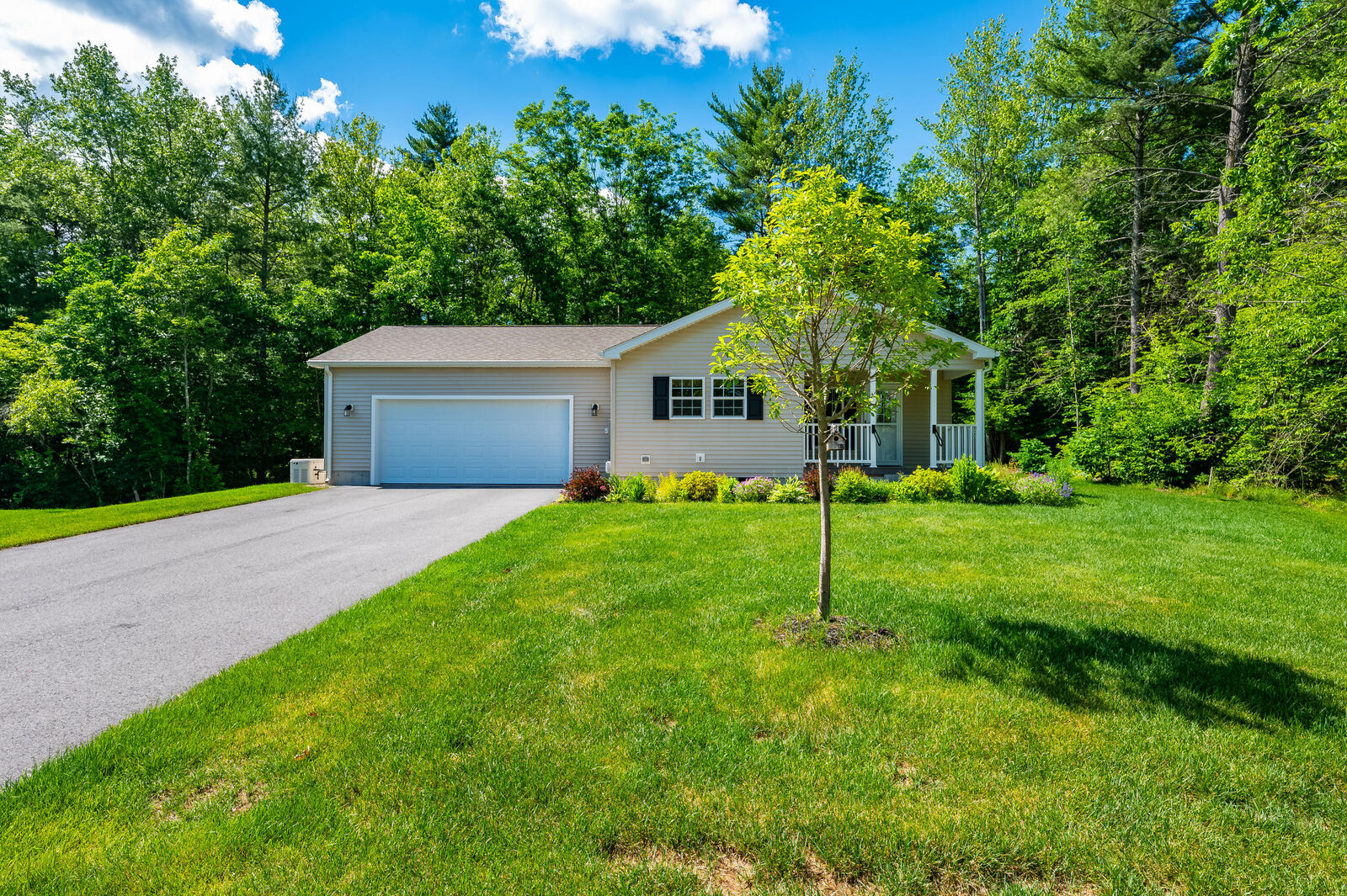 Property Photo: 9 Wiscasset Street ME 03901
