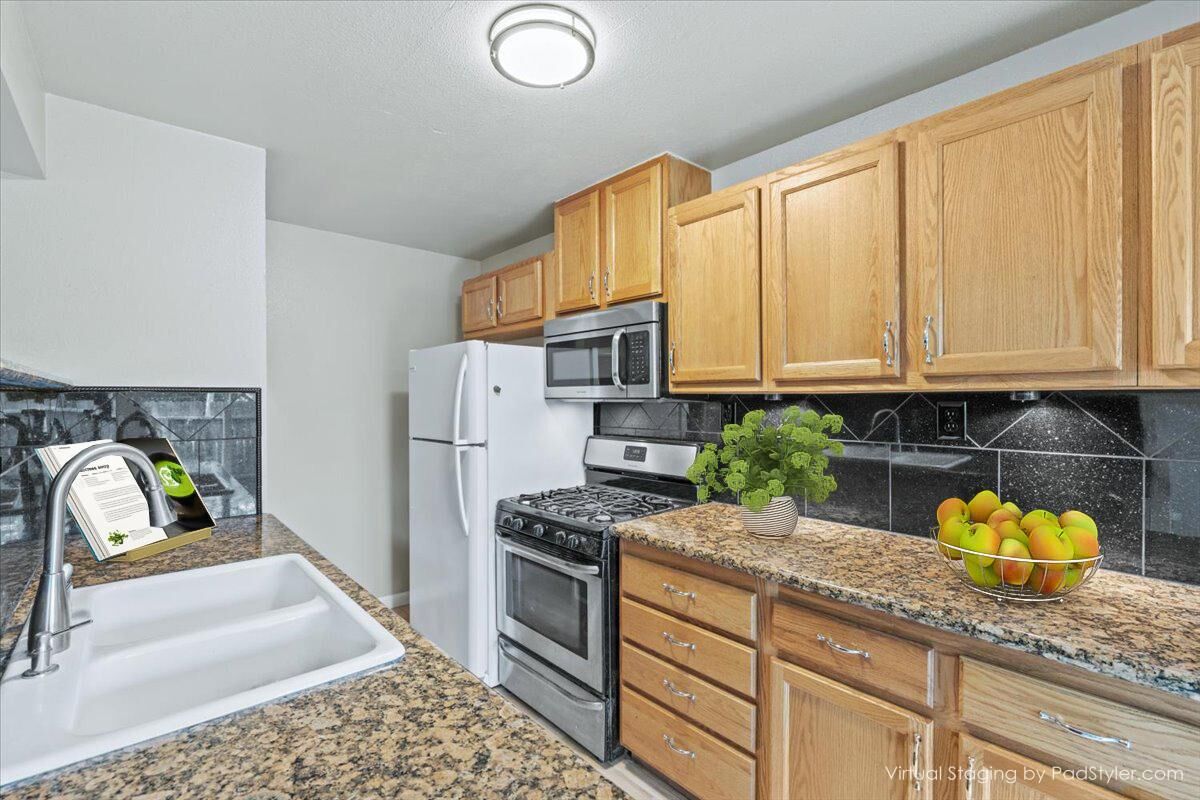 Property Photo: 4706 Greenholme Drive 2 CA 95842