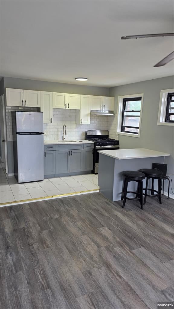 Property Photo:  449-451 Washington Avenue 3  NJ 07109 