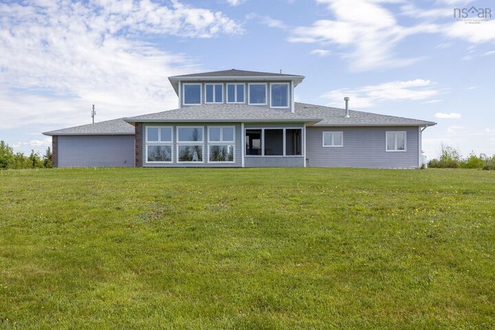 335 Smith Road — photo 1