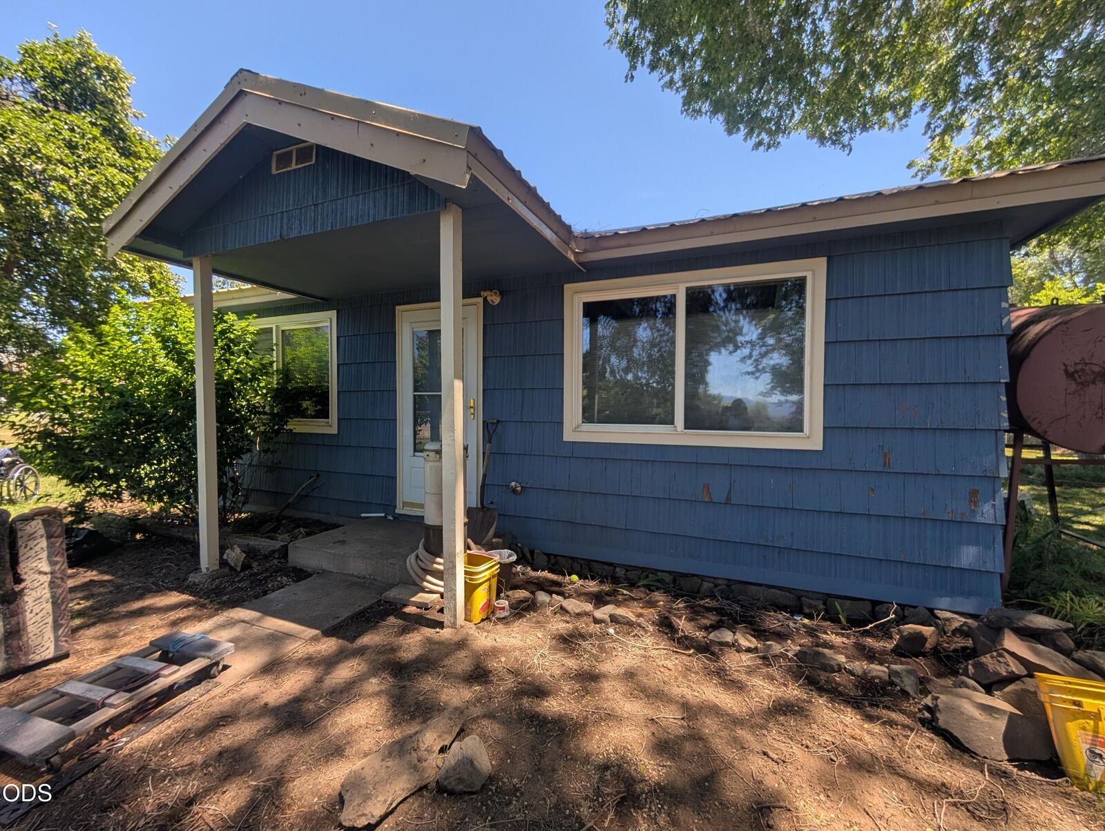 Property Photo: 37419 Modoc Point Road OR 97624