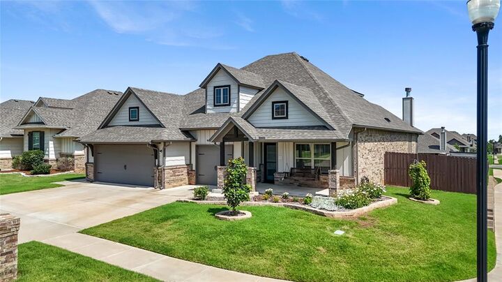 Property Photo:  9205 NW 91st Street  OK 73099 