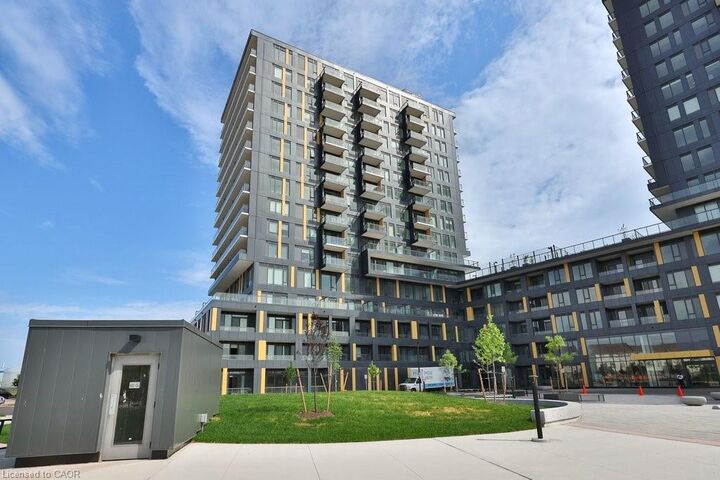 Property Photo:  4878 Powers Common D605  ON L7M 2B4 