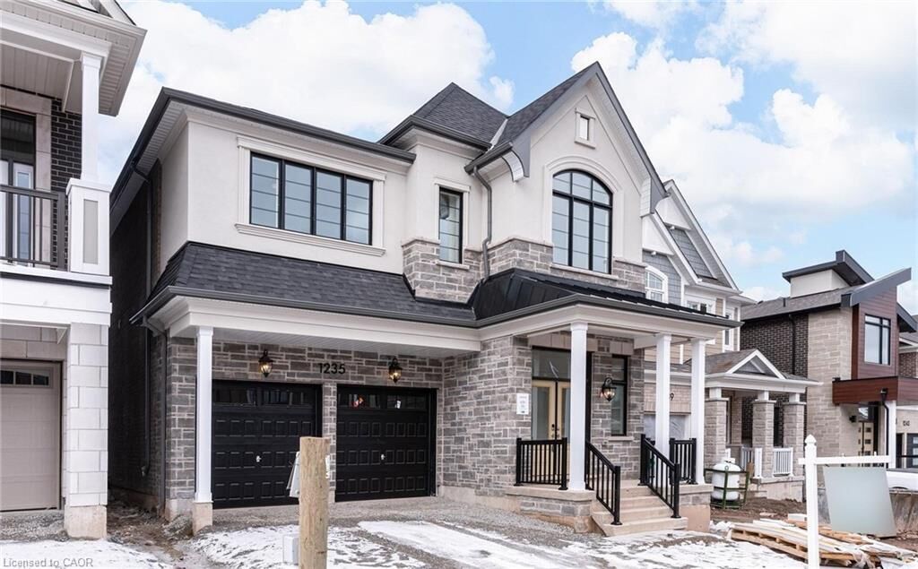 Property Photo:  1235 Black Bear Trail  ON L6H 8B2 