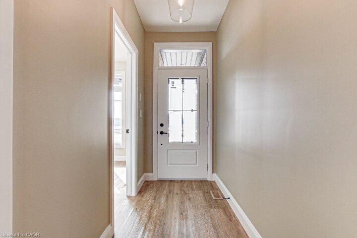 Property Photo: 381 Argyle Avenue ON N4B 0B2