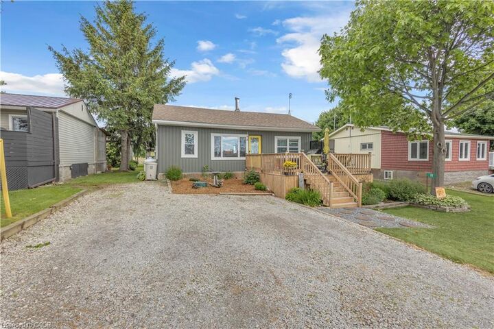 11 Cove Lane — photo 1