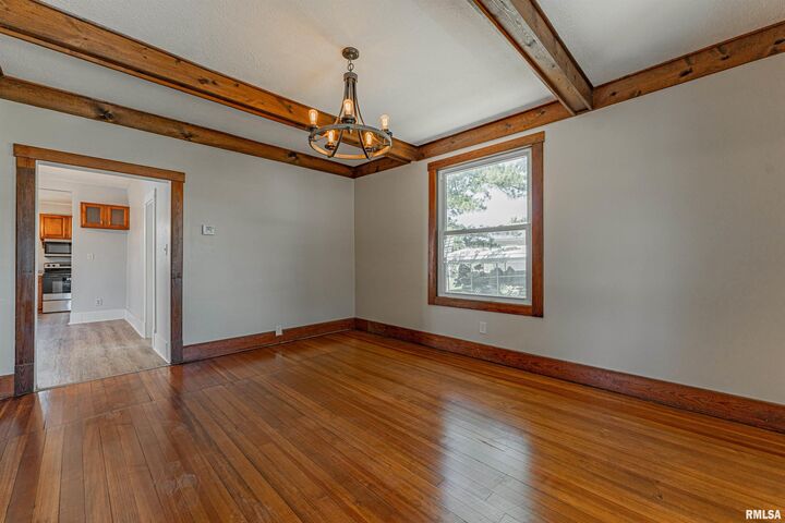Property Photo:  209 W Logan Street  IL 62643 