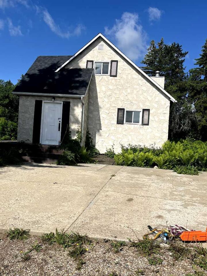 Property Photo:  513001 Rr70  AB T9X 1B1 