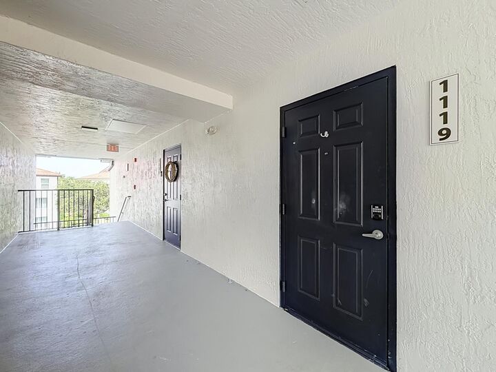Property Photo: 1119 Villa Lane FL 33436