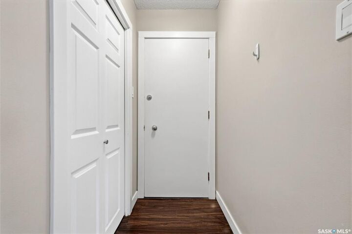 Photo de la propriété:  230 Broadway Avenue E 3  SK S4N 0Z9 