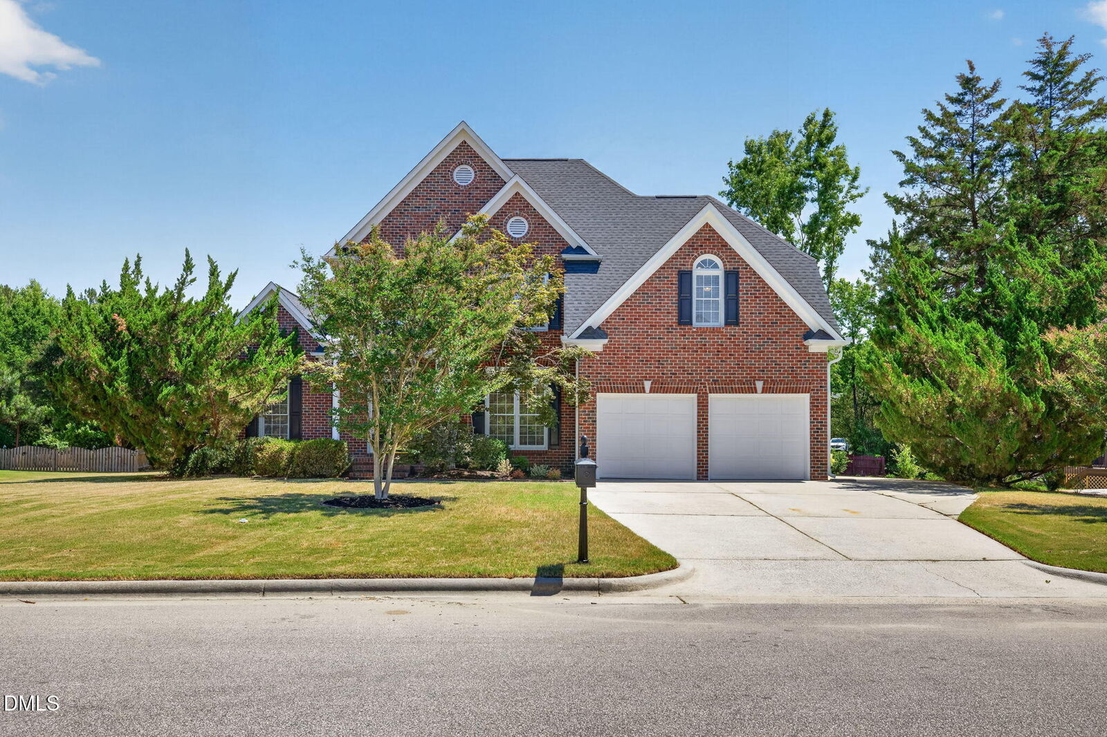 Property Photo: 105 Ecklin Lane NC 27519