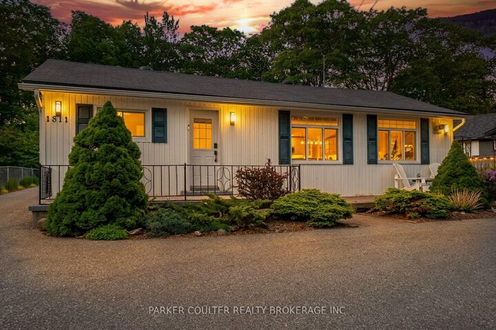 1811 Tiny Beaches Road S — photo 1
