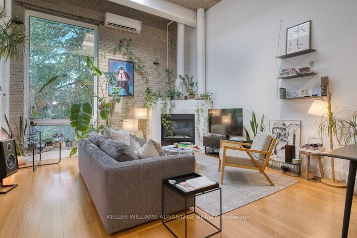 264 Seaton Street 206 — photo 1
