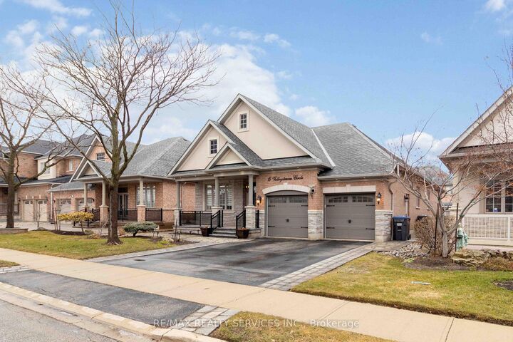 Property Photo: 15 Valleystream Circle ON L6P 2E2