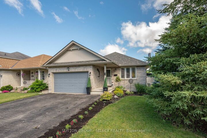 Property Photo: 51 Greenway Boulevard ON N5P 4P8