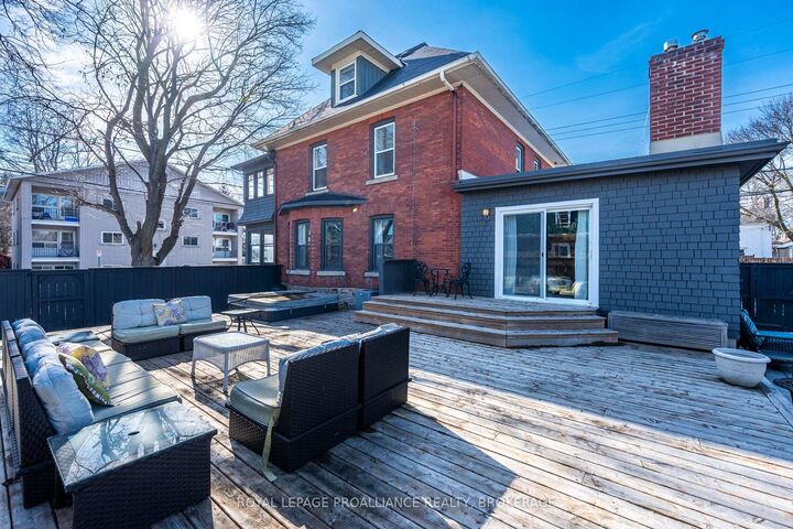 Property Photo: 145 Charles Street N ON K7G 1T9
