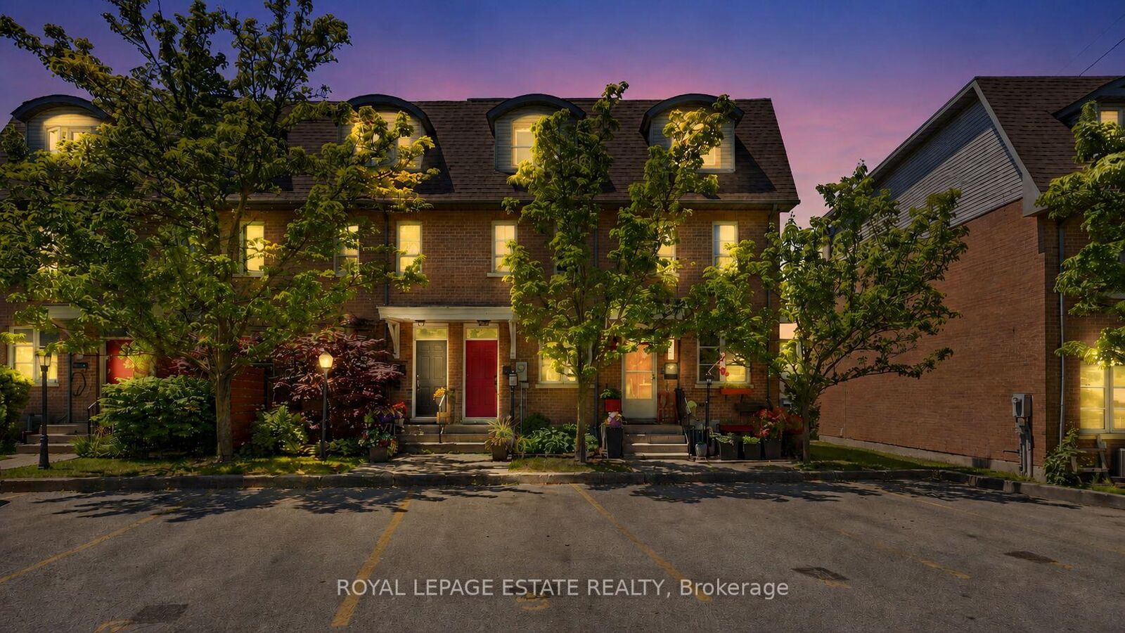 Property Photo: 99 Goodwood Park Court 4 ON M4C 5S9