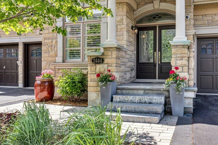 Property Photo: 2444 Chateau Common ON L6M 0S1