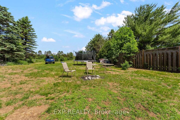 Property Photo: 22 Lane Street ON K0J 1B0