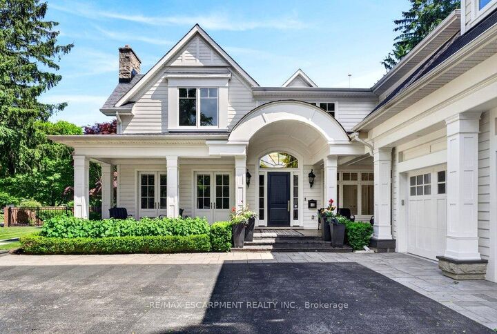 Property Photo: 162 Fruitland Avenue ON L7N 1W7