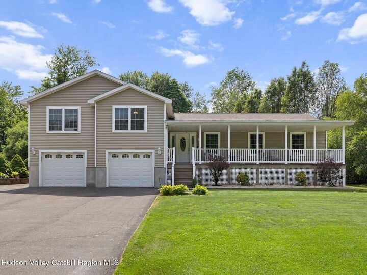 Property Photo:  34 Lancelot  NY 12477 