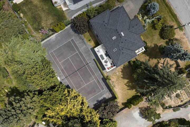 Property Photo:  2980 Sea View Rd  BC V8N 1L1 