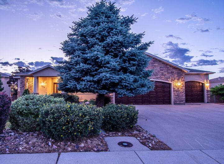 Property Photo: 544 S Legacy Park Ave UT 84720