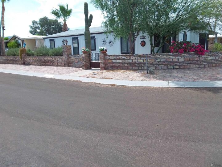 Property Photo: 13339 E 51 St AZ 85367