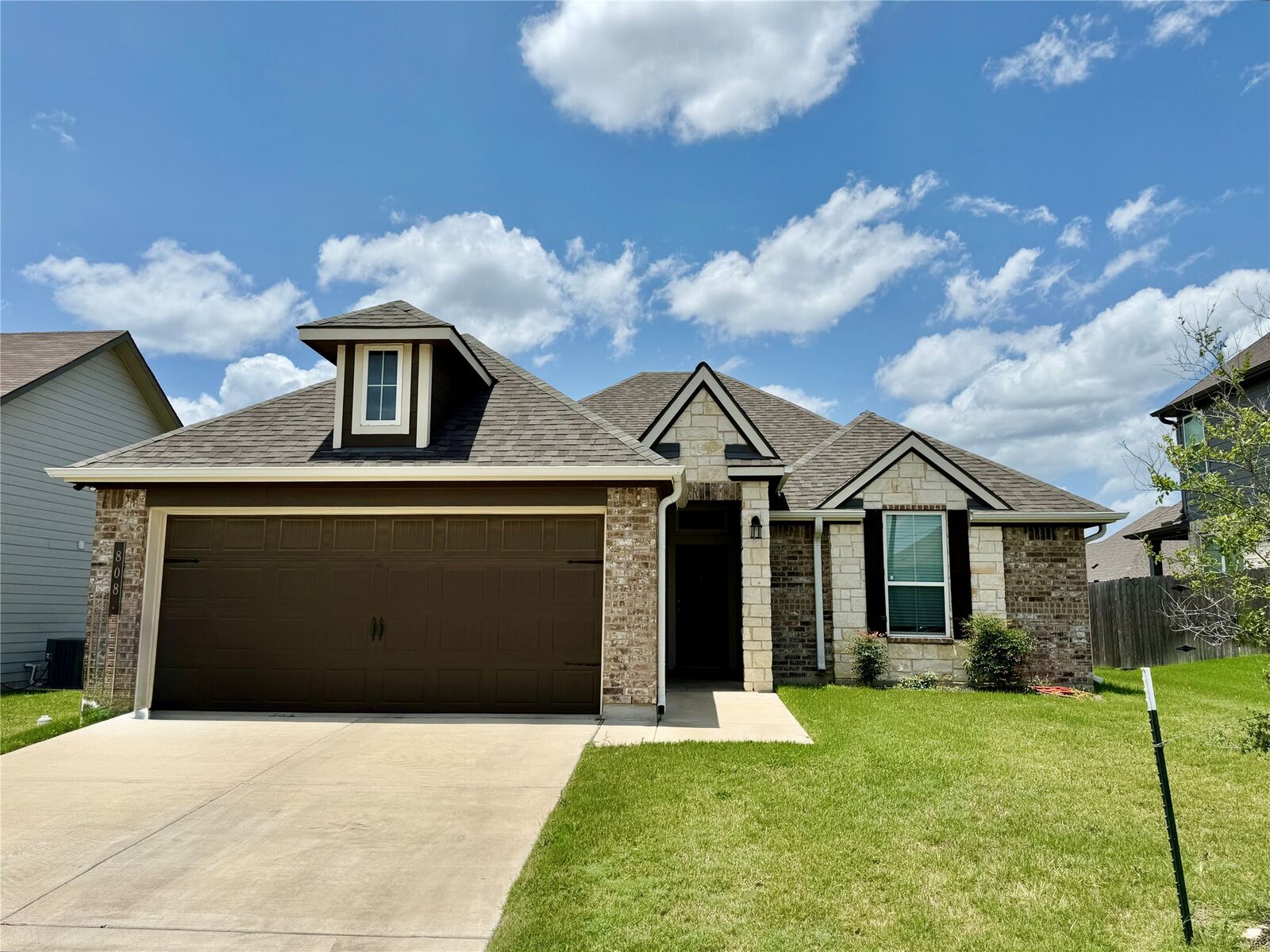 Property Photo:  808 Fallbrook Drive  TX 76502 