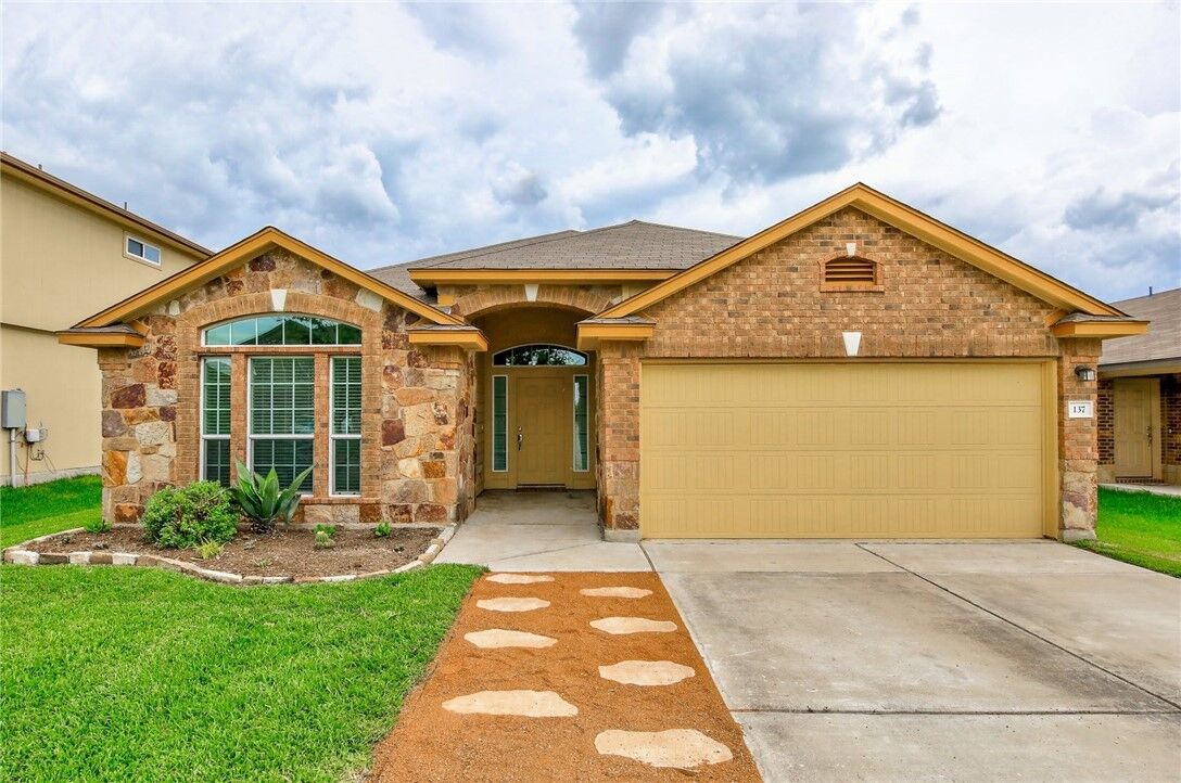 Property Photo:  137 Langtry Lane  TX 76537 