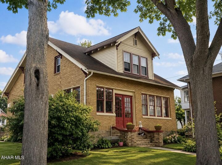 Property Photo: 206 W Front Street PA 16830