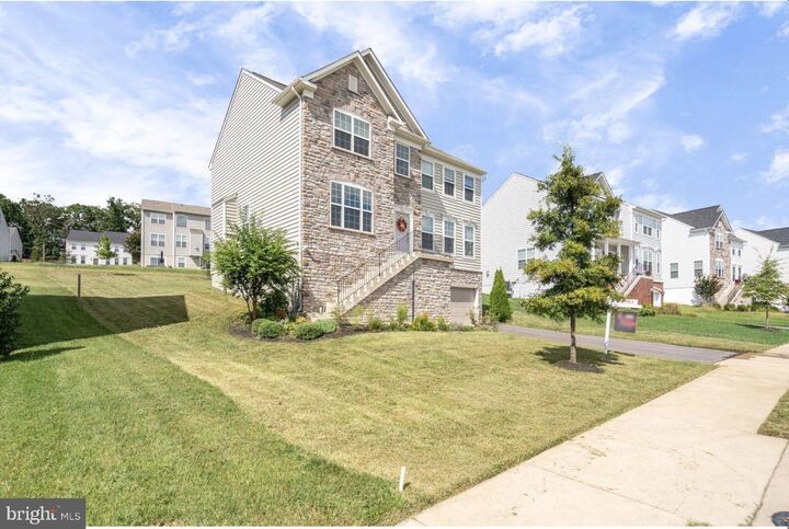 Property Photo:  3028 Landing Eagle Court  VA 22191 