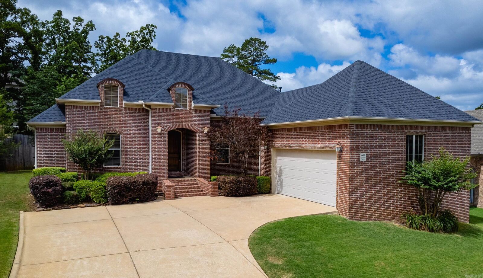 Property Photo: 641 Epernay Place AR 72223