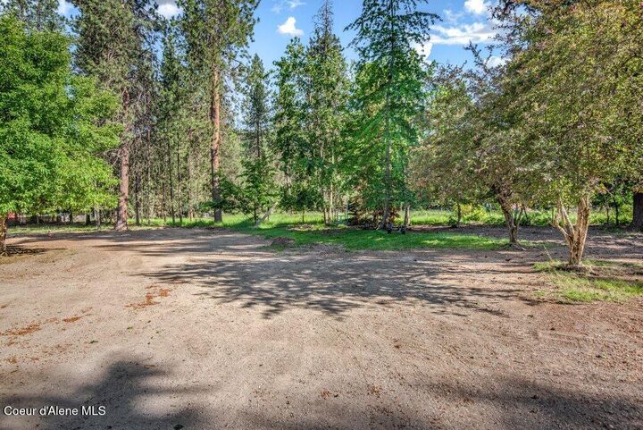 Property Photo:  2884 N Bramble Bush Ct  ID 83815 
