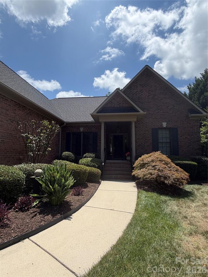 Property Photo:  314 River Birch Circle  NC 28115 