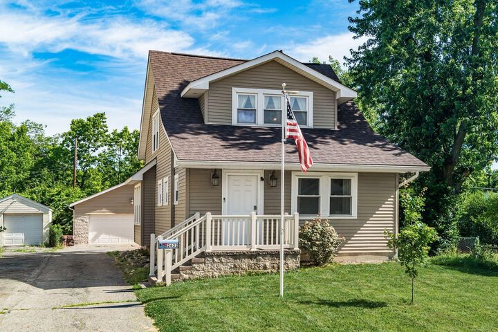 Property Photo: 2622 Elliott Avenue OH 43204
