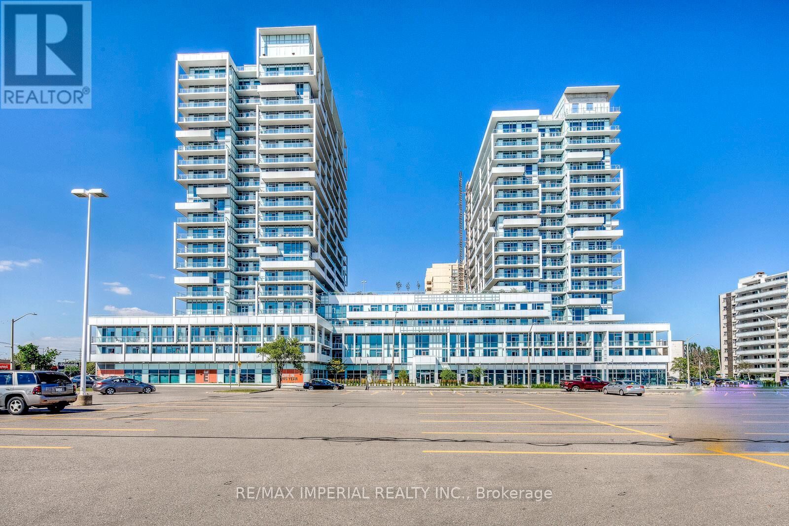 Property Photo: 65 Speers Road 711 ON L6K 0J1