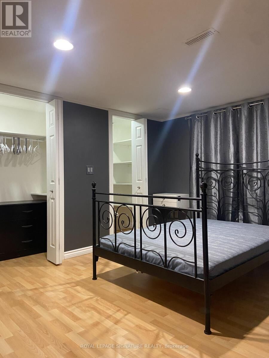 Property Photo:  72 Whitehorn Crescent B-6  ON M2J 3B2 