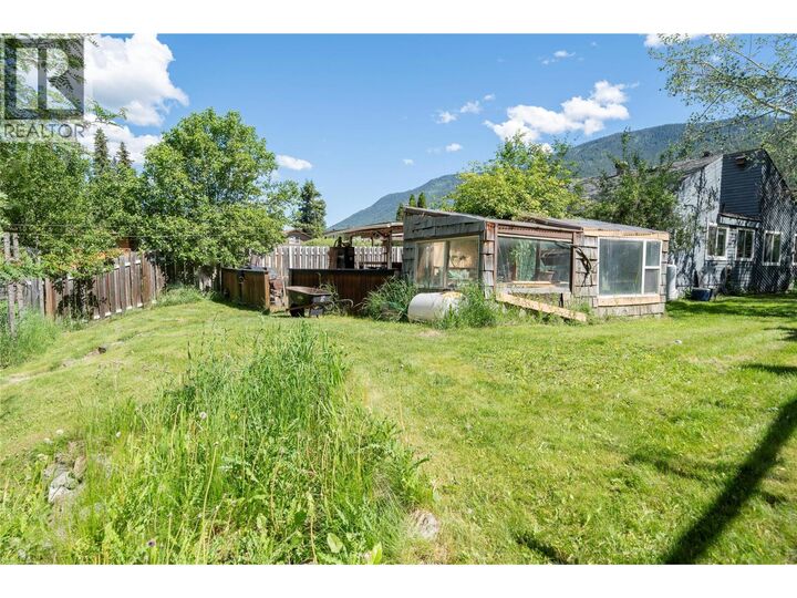 Property Photo: 7117 Cahilty Road BC V0E 1Z1