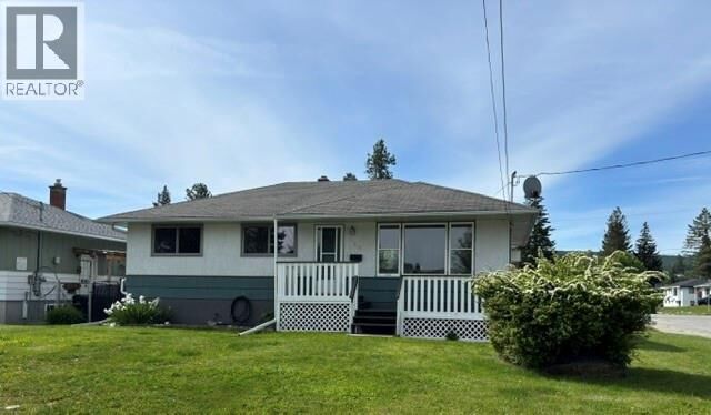 Property Photo:  1201 6th Street  BC V1C 1L8 