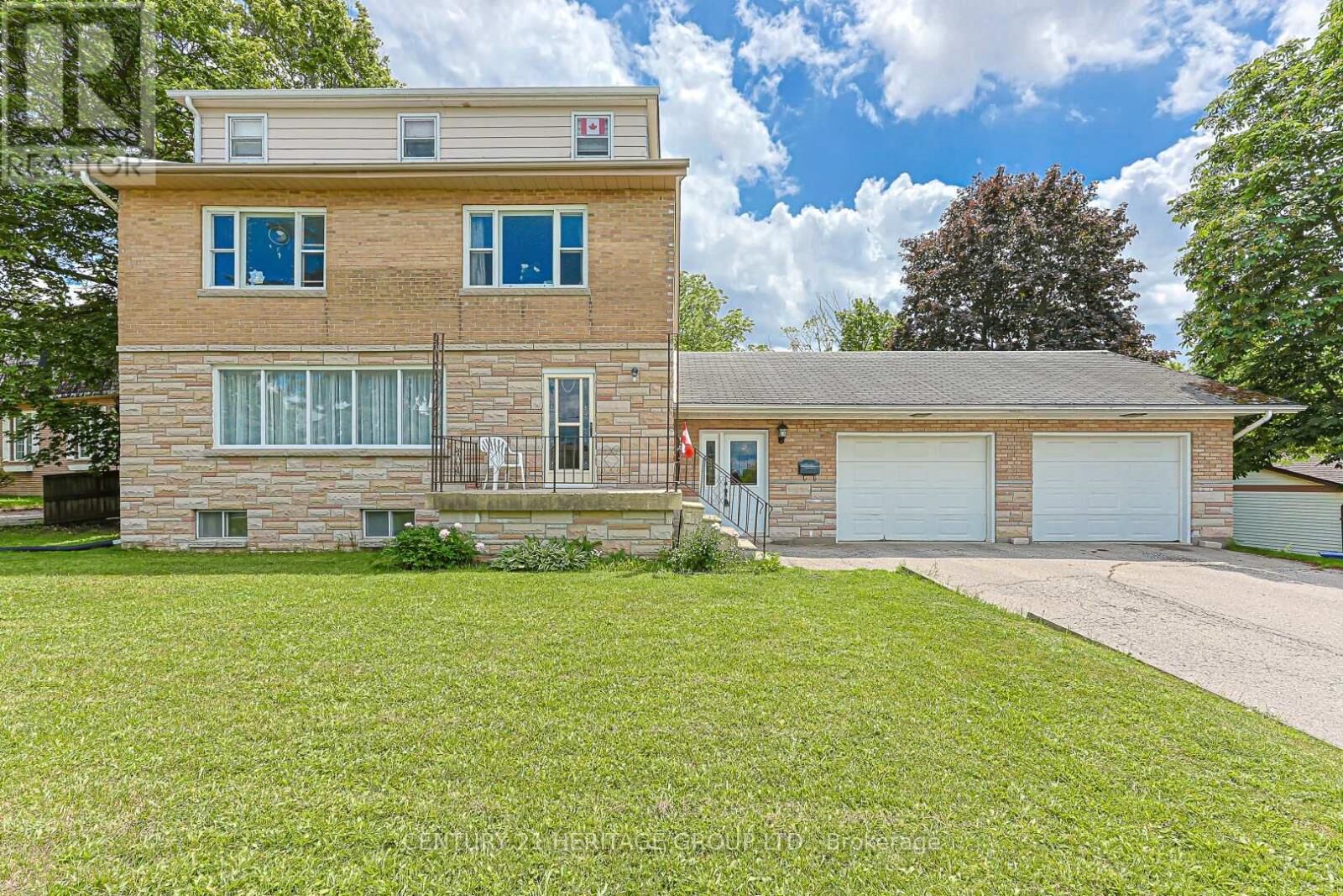 Property Photo:  1036 Jacarandah Drive  ON L3Y 3G8 
