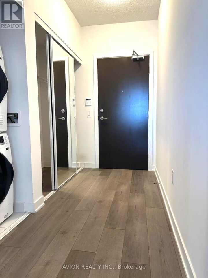 Property Photo: 38 Honeycrisp Crescent 612 ON L4K 0M8