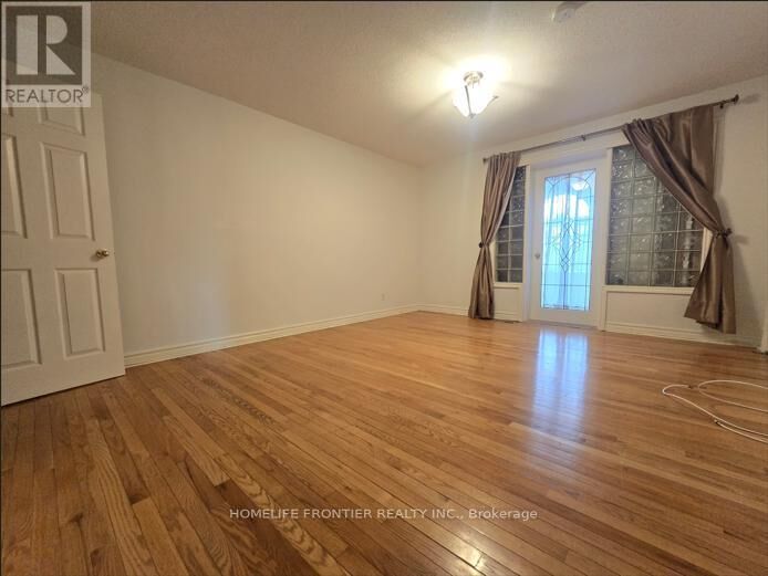 Property Photo: 478 Wilson Heights Boulevard ON M3H 2V5